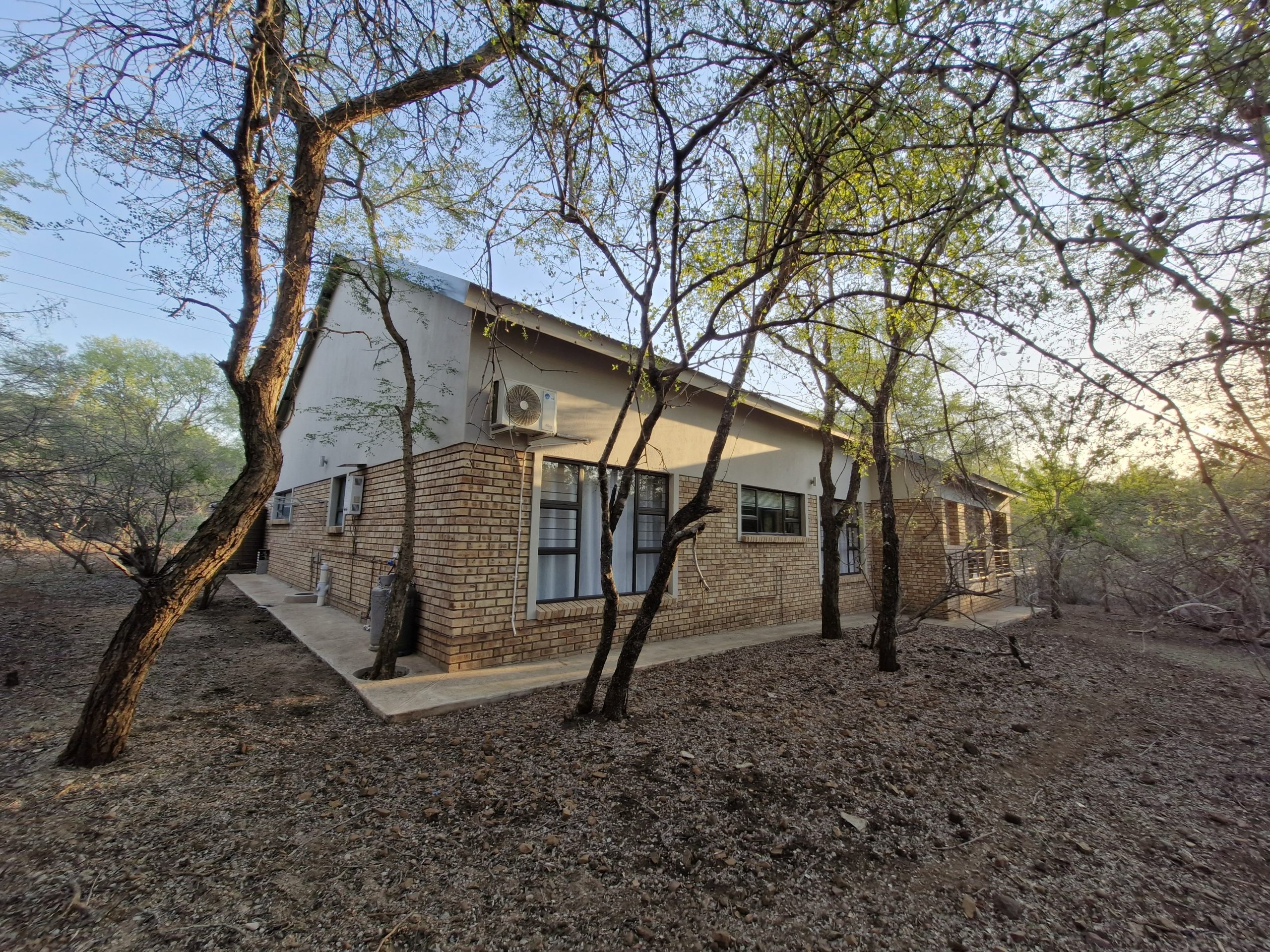 Achterkant huis 3