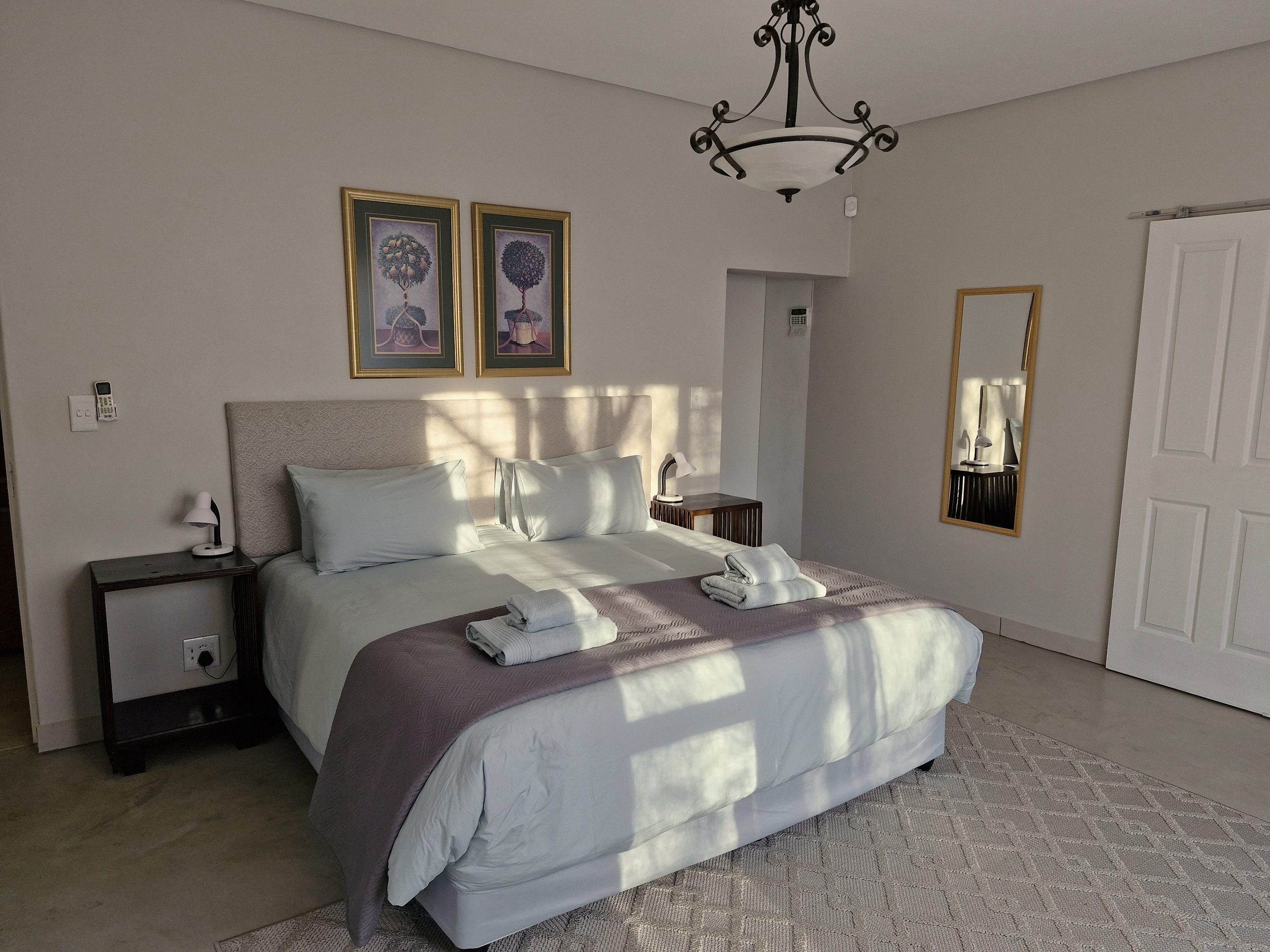 Master bedroom 3